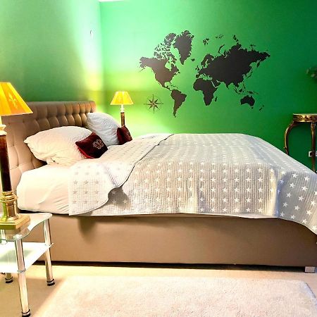 Doppelzimmer Gartenblick Villa Julian آوريش المظهر الخارجي الصورة